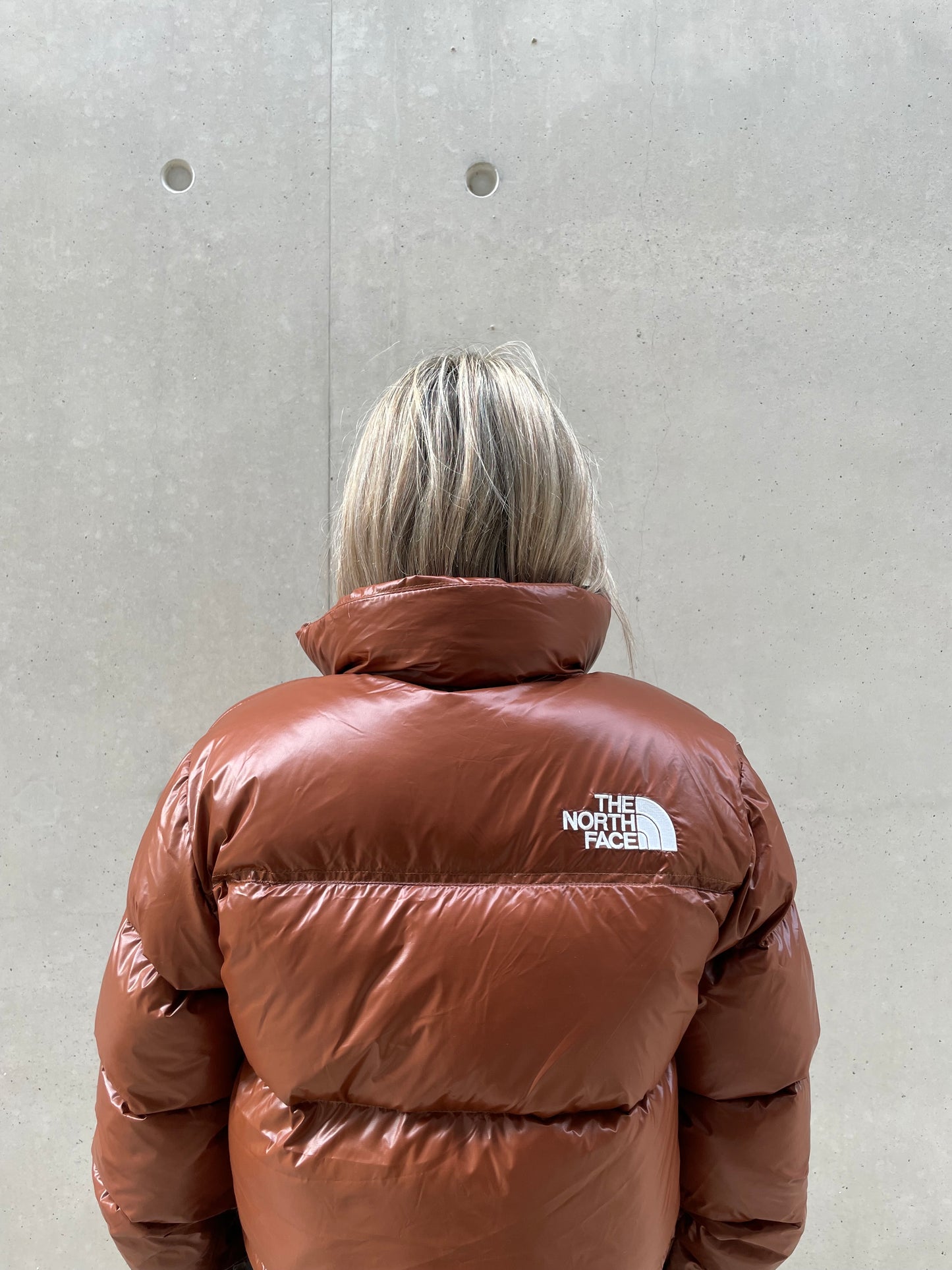 THE NORTH FACE WMNS NUPSTE CROPPED JACKET